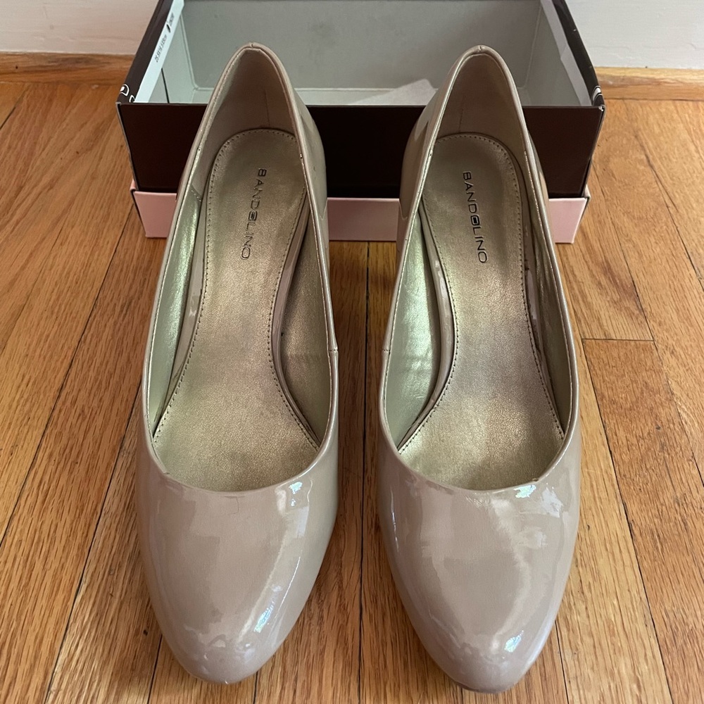 Bandolino Nude Pumps Size 8.5